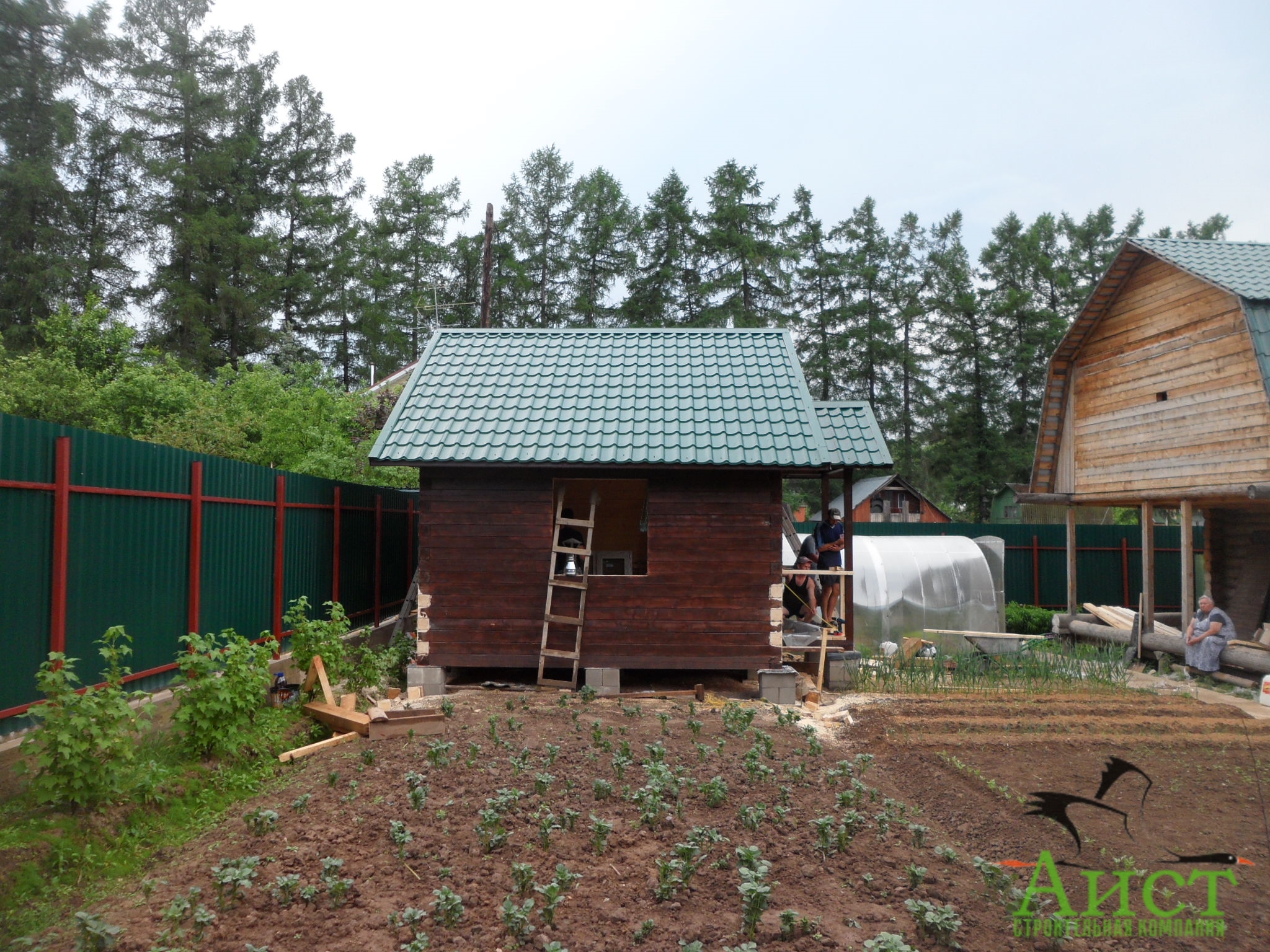 046 046